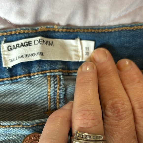 Garage Shorts - Picture 2 of 3